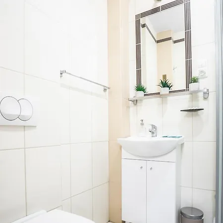 Old Town Heart Ii - New Town Square - Just Renovated! *