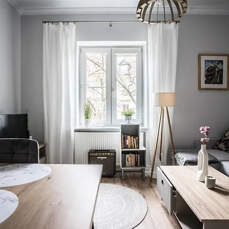 Old Town Heart Ii - New Town Square - Just Renovated!