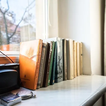 Old Town Heart Ii - New Town Square - Just Renovated! 아파트 *