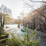 Old Town Heart Ii - New Town Square - Just Renovated! Apartment